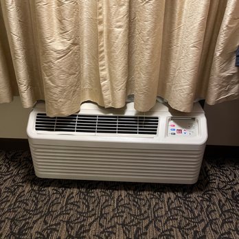 Best Western Toni Inn - Lame swamp cooler/room humidifier - Hotels Near Me - Pigeon Forge, Tennessee