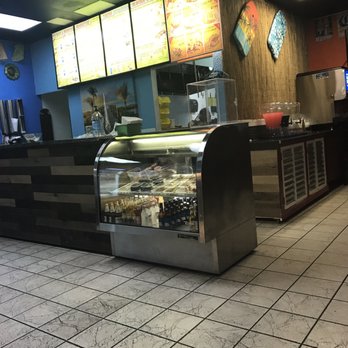 West Coast Burrito - Front ordering station - Mexican Near Me - Horn Lake, Mississippi West Coast Burrito - Front ordering station - Mexican Near Me - Horn Lake, Mississippi