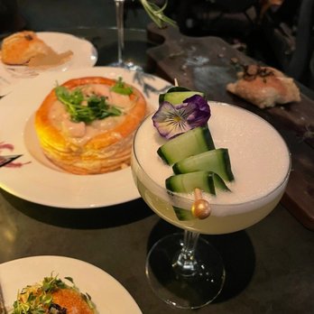 Vanderpump A Paris - Martini in the back, pot pie and a lovely cucumber drink - French Near Me - Las Vegas, Nevada Vanderpump A Paris - Martini in the back, pot pie and a lovely cucumber drink - French Near Me - Las Vegas, Nevada