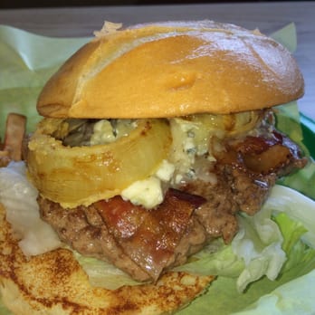 Bumblebees BBQ and Grill - New American Near Me - Midvale, Utah