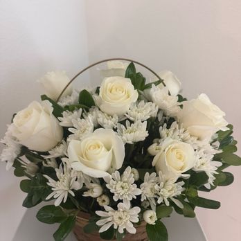 Eva's Flowers - Flowers - Florists Near Me - Zephyrhills, Florida Eva's Flowers - Flowers - Florists Near Me - Zephyrhills, Florida