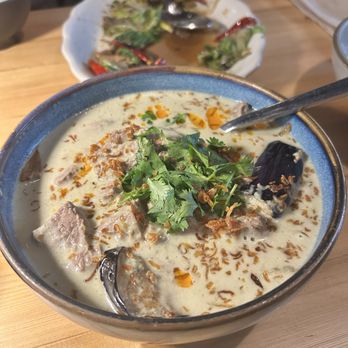 Shan - Green Curry of Local Beef - Thai Near Me - Bozeman, Montana