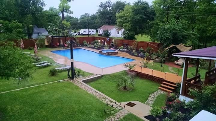 Slide of Sanchez Roofing