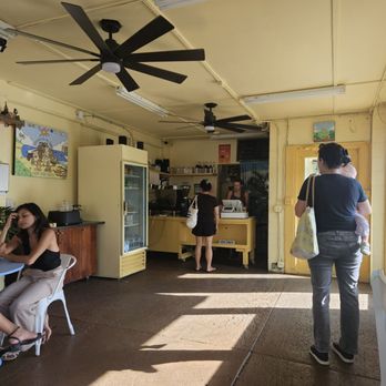 Leahi Health Kaimuki - Indoor area - Juice Bars & Smoothies Near Me - Honolulu, Hawaii Leahi Health Kaimuki - Indoor area - Juice Bars & Smoothies Near Me - Honolulu, Hawaii