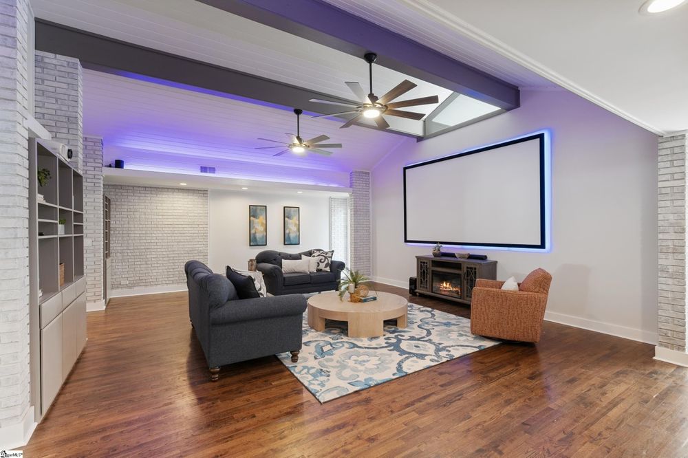 Slide of Heroic Builders