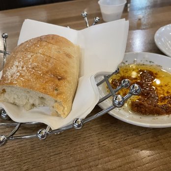 Vinny's Pizzeria - Free bread! - Italian Near Me - Bay City, Michigan Vinny's Pizzeria - Free bread! - Italian Near Me - Bay City, Michigan