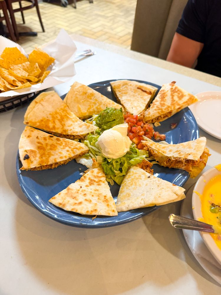 Burros Tex Mex Bar and Grill