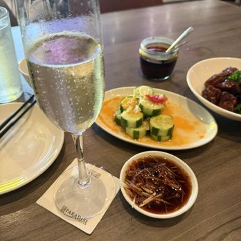 Paradise Dynasty - Cucumber salad and prosecco - Singaporean Near Me - Costa Mesa, California Paradise Dynasty - Cucumber salad and prosecco - Singaporean Near Me - Costa Mesa, California