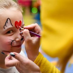 Mini Me Jubilee - Face Painting!