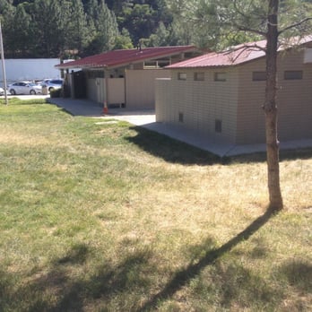 O'Brien Rest Area - Restrooms - Rest Stops Near Me - Lakehead, California