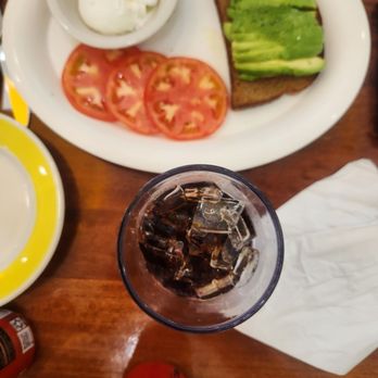 Yellow Yolk Pompano - Avocado toast - Breakfast & Brunch Near Me - Pompano Beach, Florida