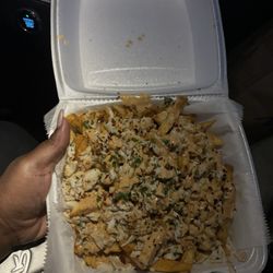 Siblings Cafe - Spicy Crab Fries