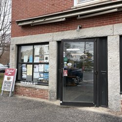Annabella's Bakery and Cafe - Entrance