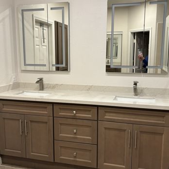 RJ Home Solutions - Primary bathroom - General Contractors Near Me - Las Vegas, Nevada RJ Home Solutions - Primary bathroom - General Contractors Near Me - Las Vegas, Nevada