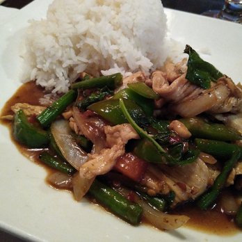 BKNY Thai Restaurant - Pad ga prow lunch special - Thai Near Me - Bayside, New York