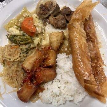 Cafe De Manila - Plate spread - Filipino Near Me - Las Vegas, Nevada Cafe De Manila - Plate spread - Filipino Near Me - Las Vegas, Nevada