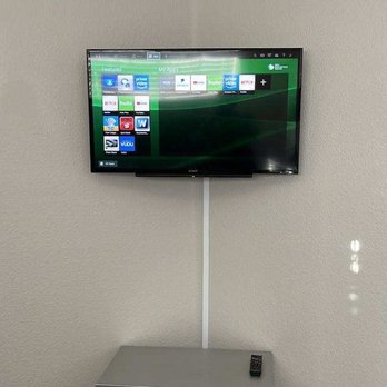 Valley Wide Tv Mounting - 42 inch for my soon to be guest bedroom turn office - Home Theatre Installation Near Me Valley Wide Tv Mounting - 42 inch for my soon to be guest bedroom turn office - Home Theatre Installation Near Me