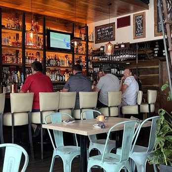 Brulé Bistro - Busy bar - New American Near Me - Delray Beach, Florida Brulé Bistro - Busy bar - New American Near Me - Delray Beach, Florida