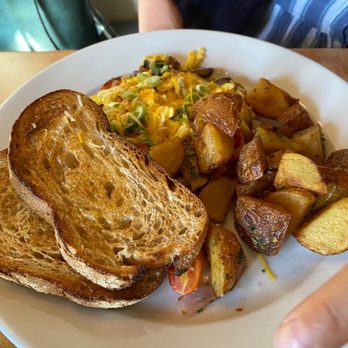 Bloom - American Near Me - Santa Clara, California