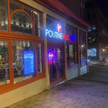 Poutineville - Super cool vibe- but horrible food and even worse service. I love the concept, but the execution was shit. - Poutineries Near Me - Montreal, Quebec