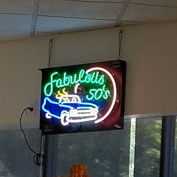 Chubby's Diner - Diners Near Me - Manteca, California