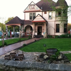 Historic Scanlan House Bed & Breakfast