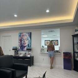 Ultimate Image Cosmetic Medical Center - New lobby!
