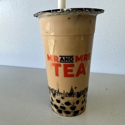 Mr. and Mrs. Black Milk Tea Mr. and Mrs. Black Milk Tea