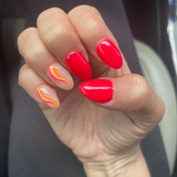 AT Nails & Spa - 5/20/22 - Summer nails!