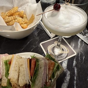 Coach's Tavern - House Club, White Lady, and Garlic Fries - Sports Bars Near Me - Palmdale, California