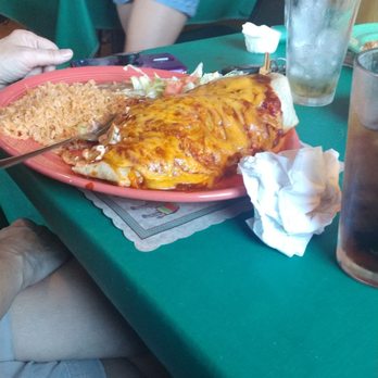 Luna's Mexican Restaurant - Enchi burrito.. amazingly huge and delish. - Mexican Near Me - Saint Francis, Wisconsin Luna's Mexican Restaurant - Enchi burrito.. amazingly huge and delish. - Mexican Near Me - Saint Francis, Wisconsin