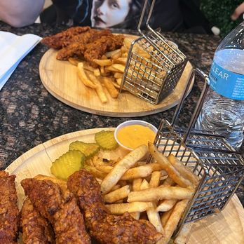 Spicybee - Spicy Bee #3 - Desserts Near Me - Chicago, Illinois