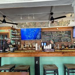 Bar Bar