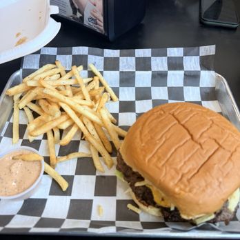 Between Two Buns - Single smash burger combo - Burgers Near Me - Miami, Florida
