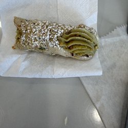 La Roma Pastry Shop - Pistachio cannoli