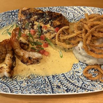 Bubba Gump Shrimp - Bourbon street mahi - Southern Near Me - Las Vegas, Nevada