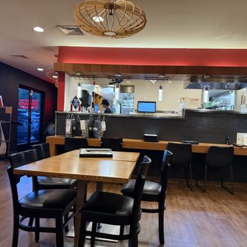 Onoya Ramen - Interior - Ramen Near Me - Honolulu, Hawaii