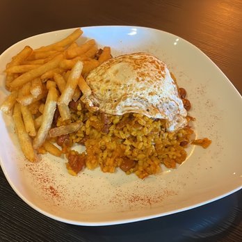 Chateau de La Vid - Mini Arroz con Jodienda a Caballo - Beer, Wine & Spirits Near Me - Gurabo, Puerto Rico