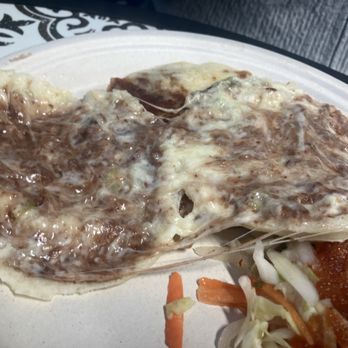 Pupuseria Garcia - Bust it open - Food Trucks Near Me - Modesto, California