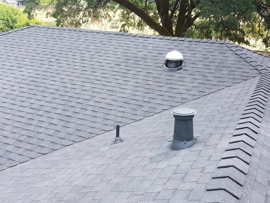 Slide of Galvan Roofing & Gutters