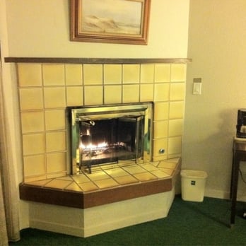 Cannery Row Inn - the fireplace! - Hotels Near Me - Monterey, California Cannery Row Inn - the fireplace! - Hotels Near Me - Monterey, California