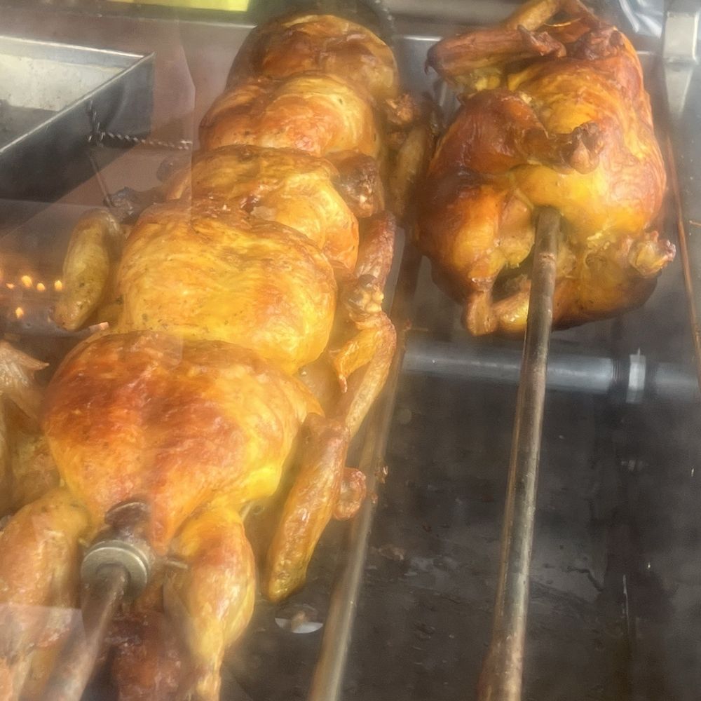 El Rancho Original - Barbeque Near Me - Cayey, Puerto Rico