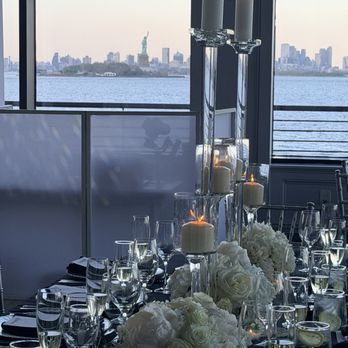 Laura Clare Floral Design - Florists Near Me - Hoboken, New Jersey Laura Clare Floral Design - Florists Near Me - Hoboken, New Jersey