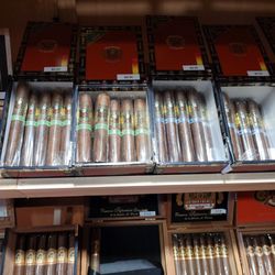 Big Boy's Cigar and Lounge