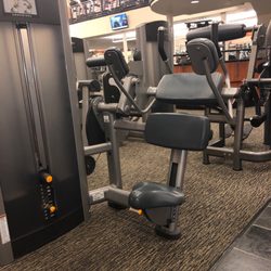 LA Fitness - Exercise equipment