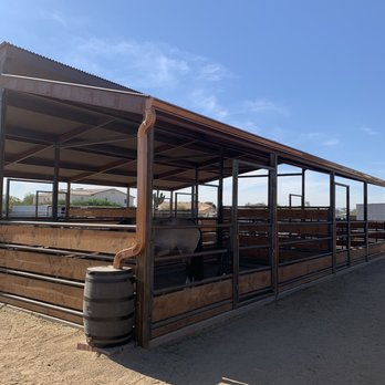 DDD SEAMLESS RAIN GUTTER - Long run down barn... looks great!! - Gutter Services Near Me - El Mirage, Arizona