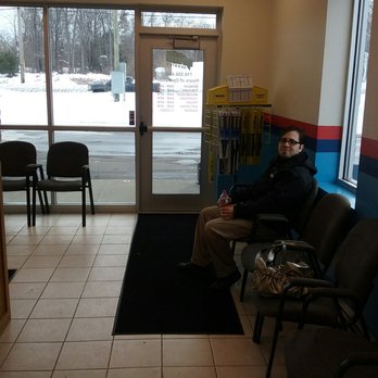 All Makes Express Service - Seating area - Car Wash Near Me - Lakewood, New York