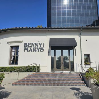 Benny and Mary's - Entrance - New American Near Me - Irvine, California