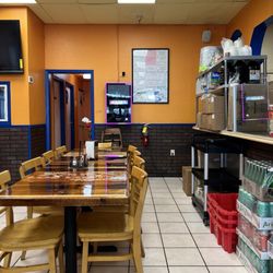 Los Cuates Taqueria - Daly City - Inside