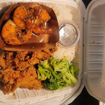 Chicken & Brisket - Chicken and brisket (under the shrimp) plate with white rice and broccoli added 3 piece garlic butter shrimp for 5.50 - Asian Fusion Near Me - Pearl City, Hawaii Chicken & Brisket - Chicken and brisket (under the shrimp) plate with white rice and broccoli added 3 piece garlic butter shrimp for 5.50 - Asian Fusion Near Me - Pearl City, Hawaii